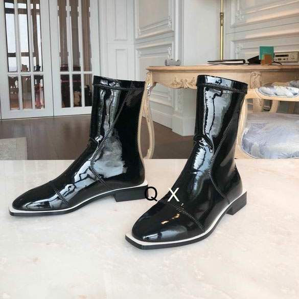 Picture of Fendi Shoes _SKUFendisz35-39JX0014762